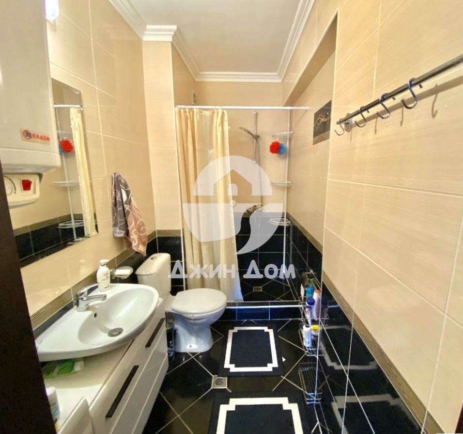 Четиристаен апартамент с ГЛЕДКА МОРЕ в к-с Олимп, гр. Свети Влас - 0