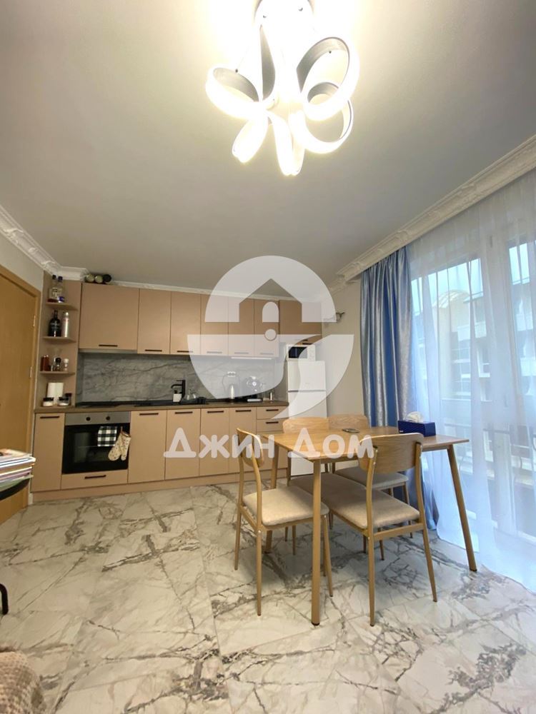 Двустаен апартамент в к-с „Сол-Е-Мар“, к.к. Слънчев бряг - 0