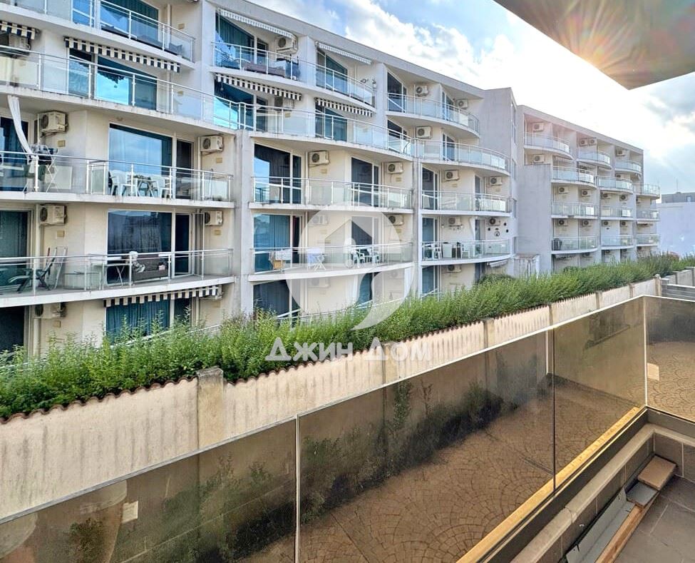 Двустаен апартамент БЕЗ ТАКСА в к-с „Хелена“, кв. Сарафово - 0