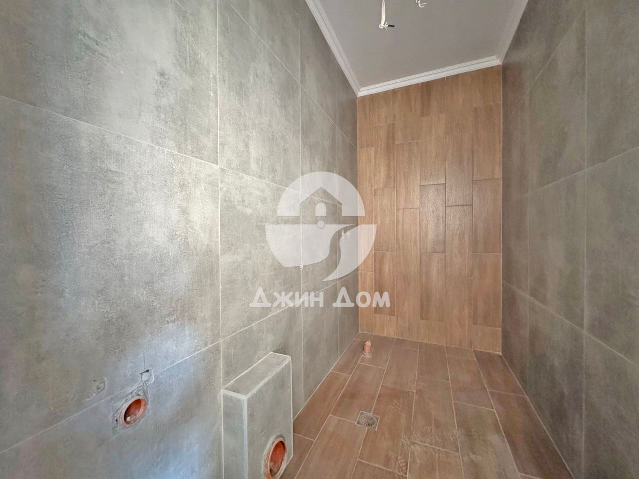 Просторен двустаен апартамент в к-с „Гранд Вилидж“, с. Кошарица - 0