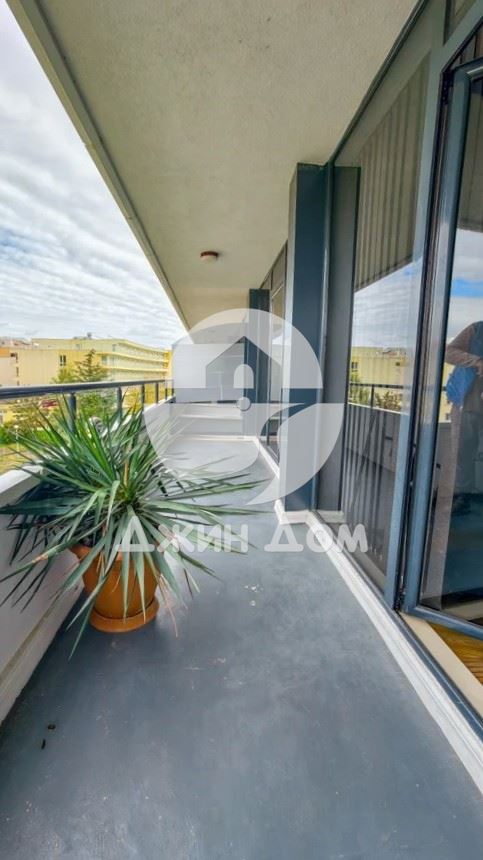 Двустаен апартамент в к-с „Бумеранг Резиденс“, к.к. Слънчев бряг - 0