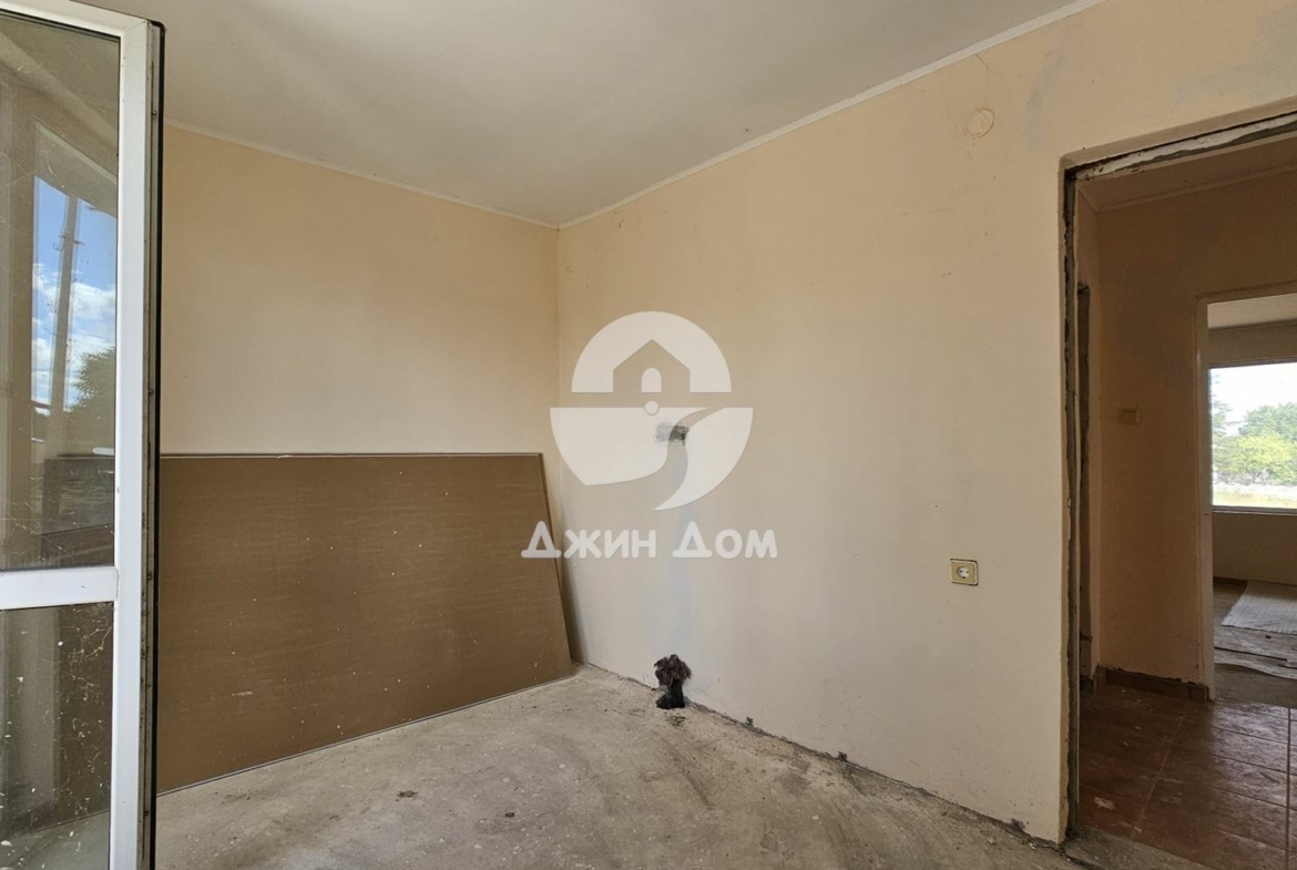 Едноетажна къща в с. Дюлево, обл. Бургас - 0