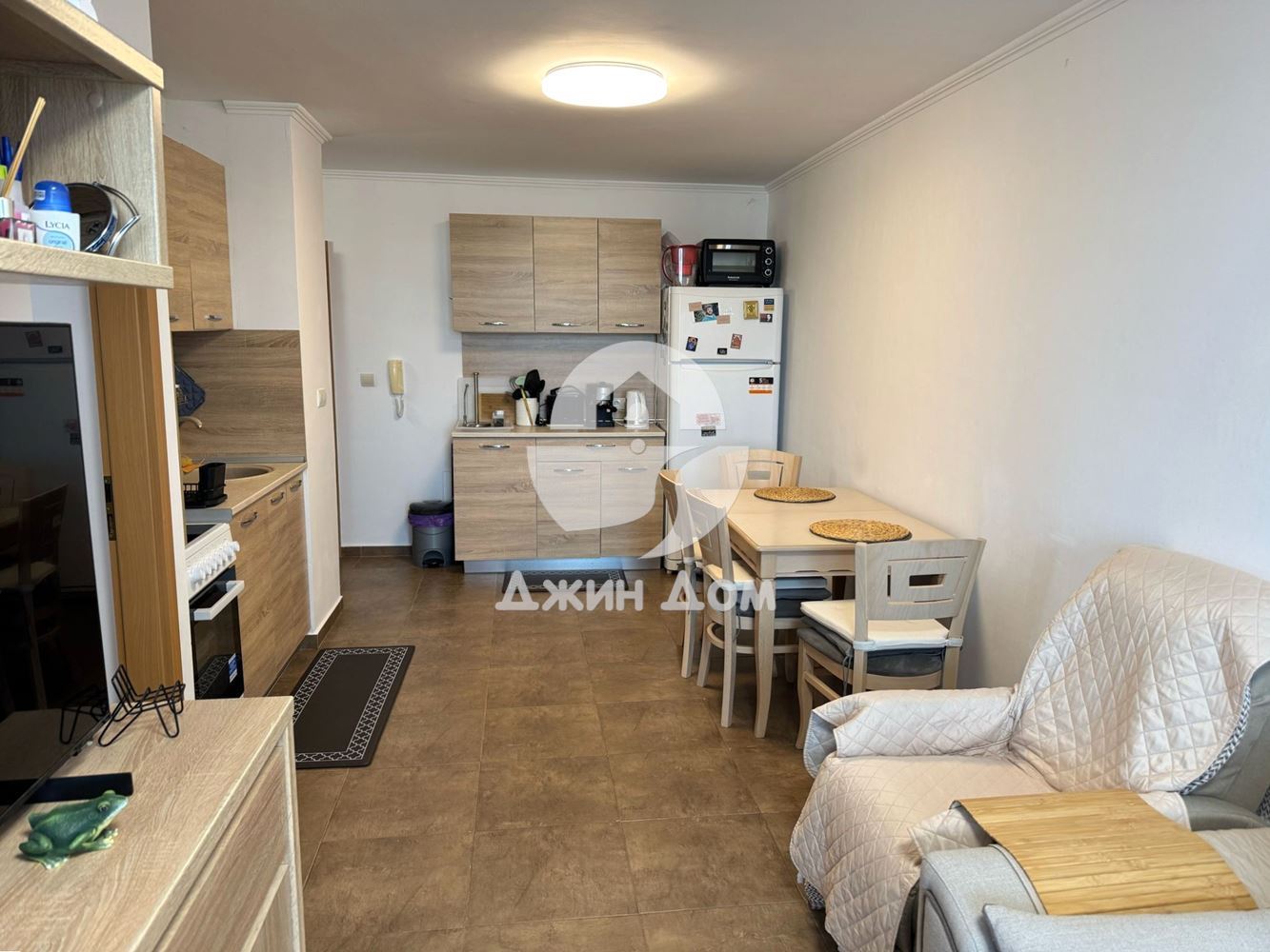 Тристаен апартамент в к-с „Вип Стайл“, к.к. Слънчев бряг - 0