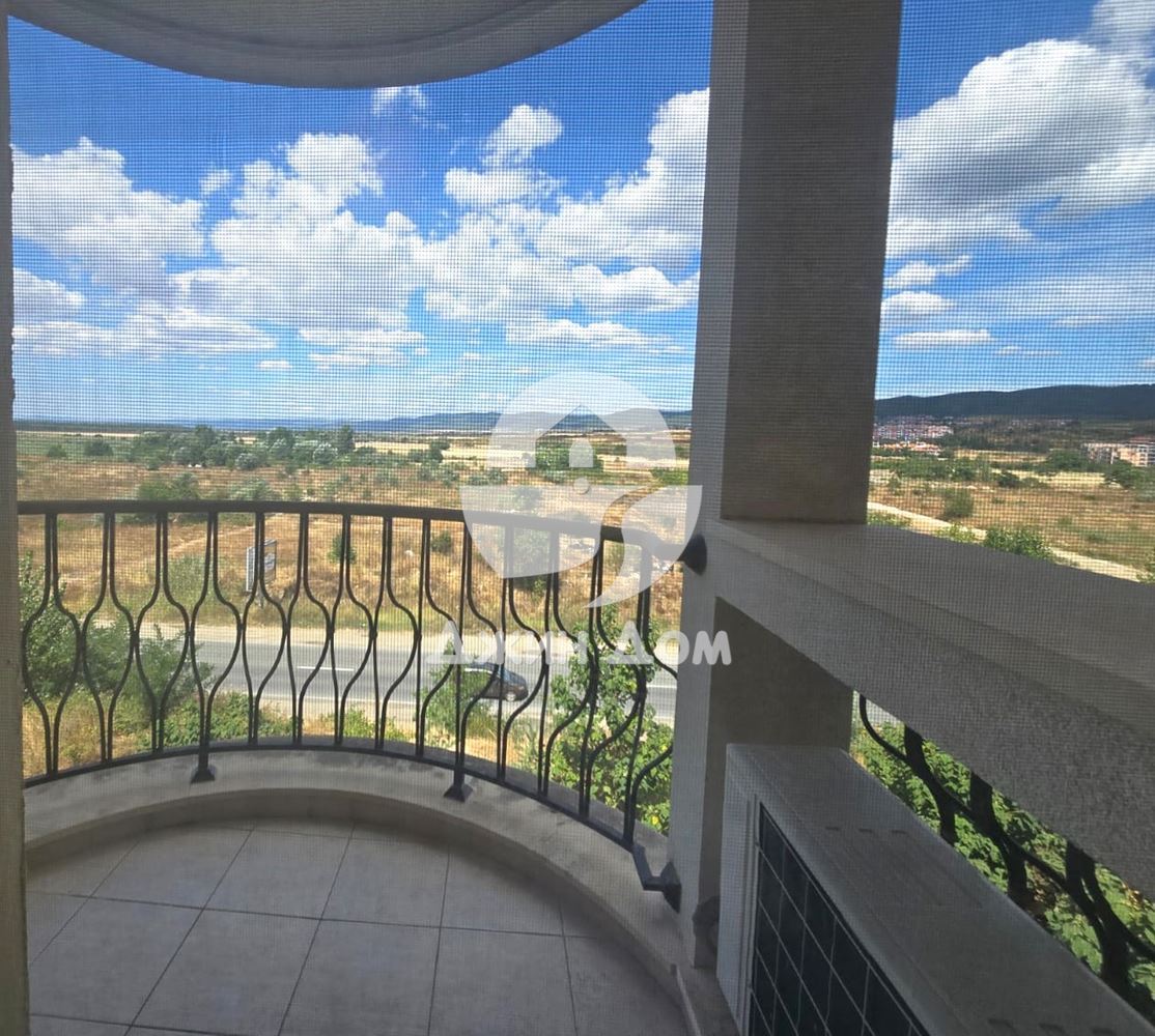 Луксозен тристаен апартамент в к-с Хармони Суитс 9, к.к. Слънчев бряг - 0