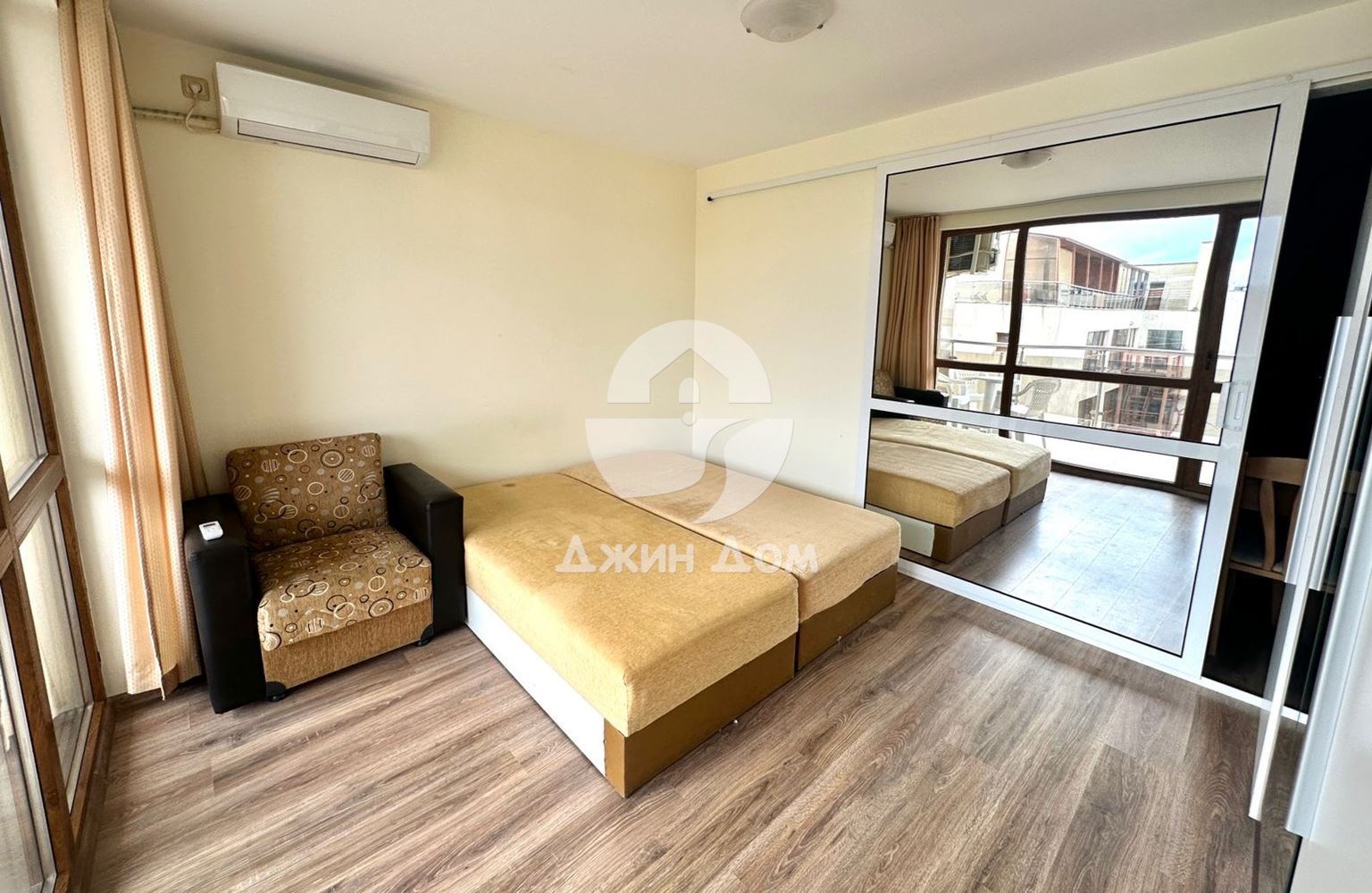 Едностаен апартамент с НИСКА ТАКСА в к-с „Виго“, гр. Несебър - 0