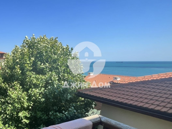 Тристаен апартамент с ГЛЕДКА МОРЕ в к-с Райска градина, гр. Свети Влас - 0