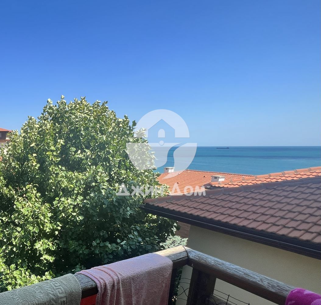 Тристаен апартамент с ГЛЕДКА МОРЕ в к-с Райска градина, гр. Свети Влас - 0