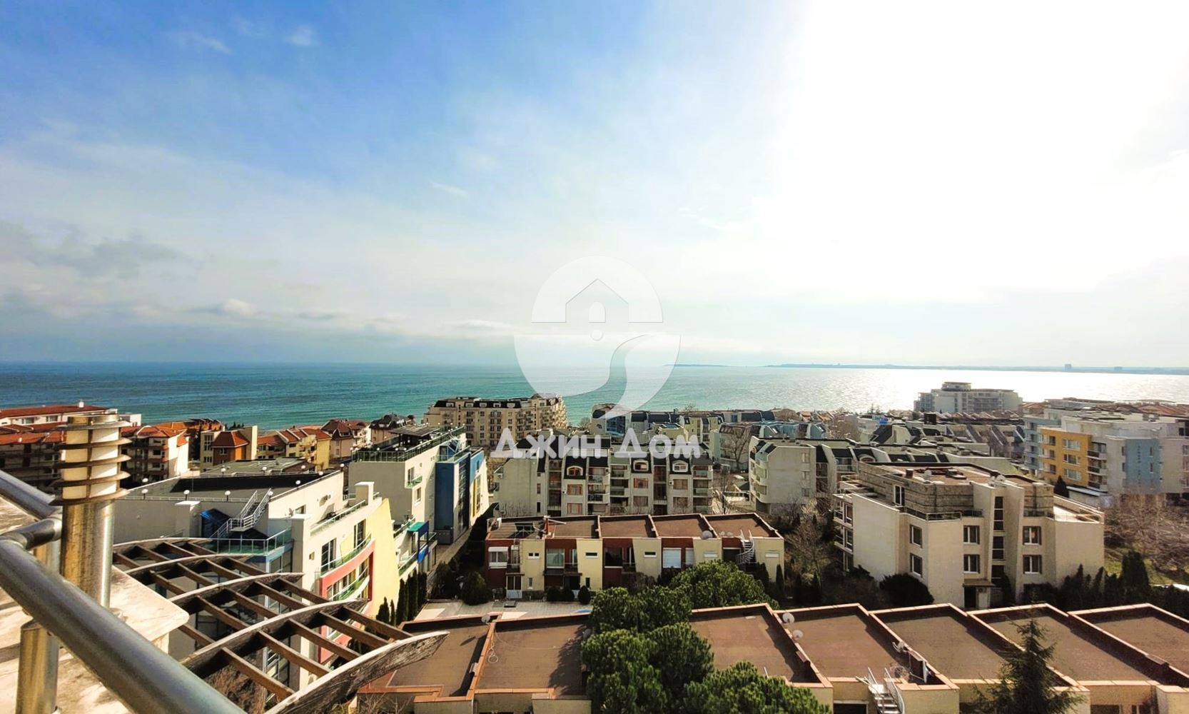 Tристаен пентхаус с ПАНОРАМА МОРЕ И ПЛАНИНА в Милениум, Свети Влас - 0