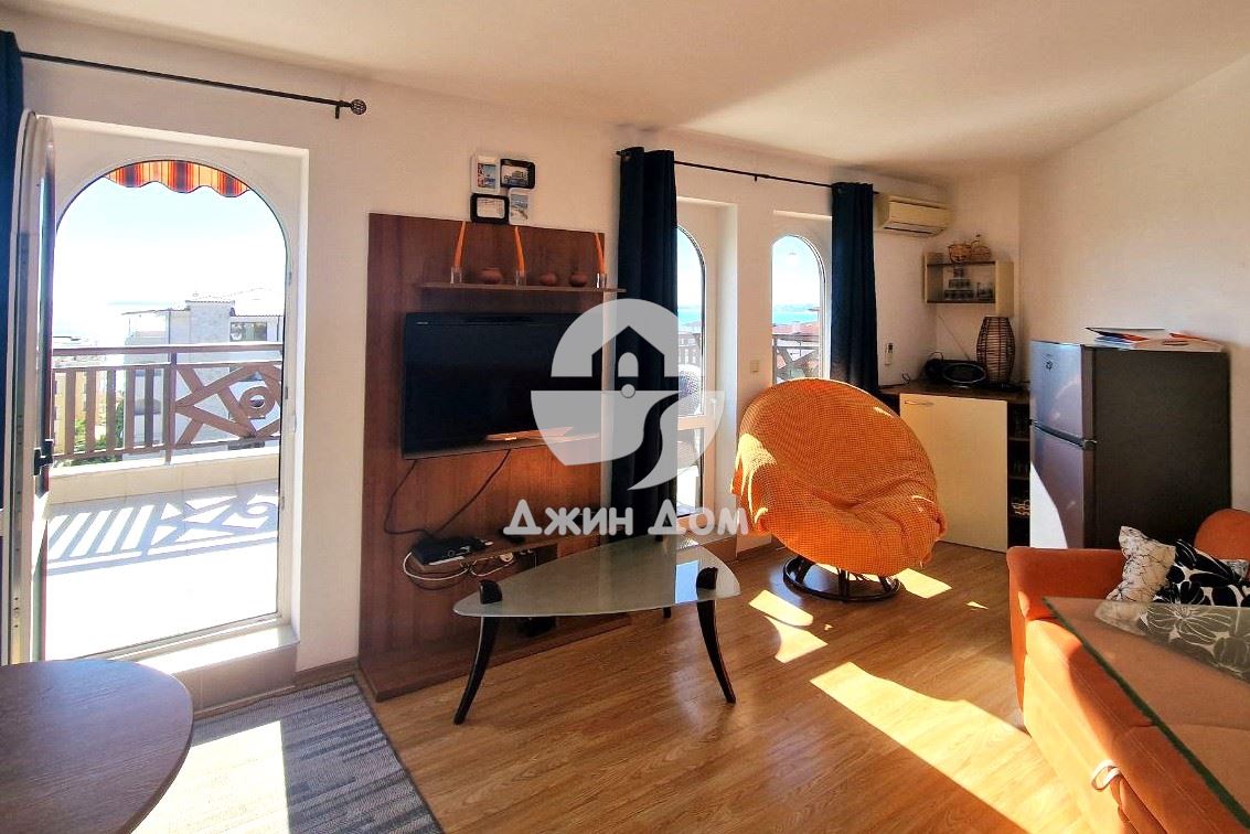 Двустаен апартамент с ГЛЕДКА МОРЕ и ПЛАНИНА в к-с Роял Палм, Св. Влас - 0