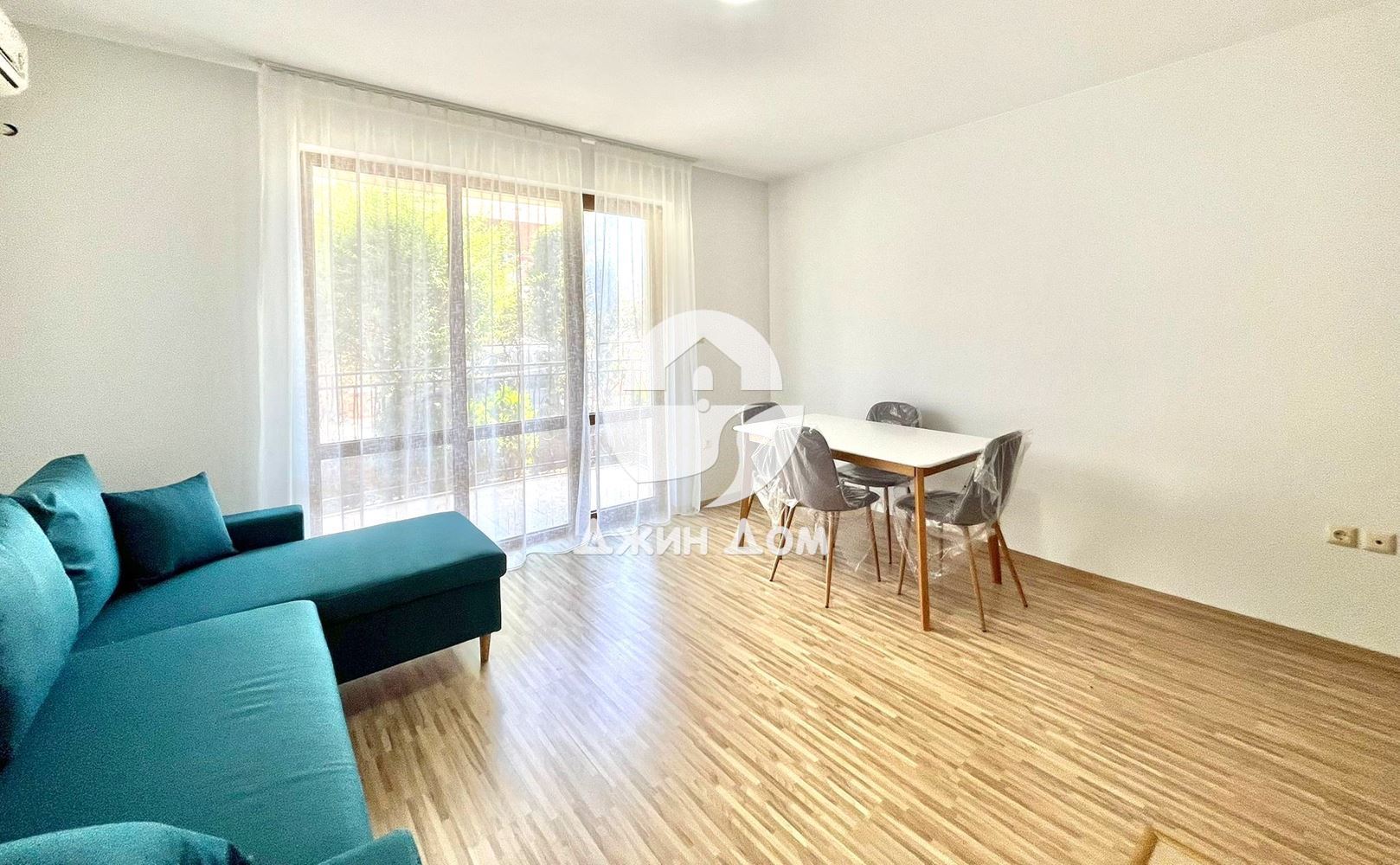 Просторен двустаен апартамент с ГЛЕДКА МОРЕ, с. Равда - 0