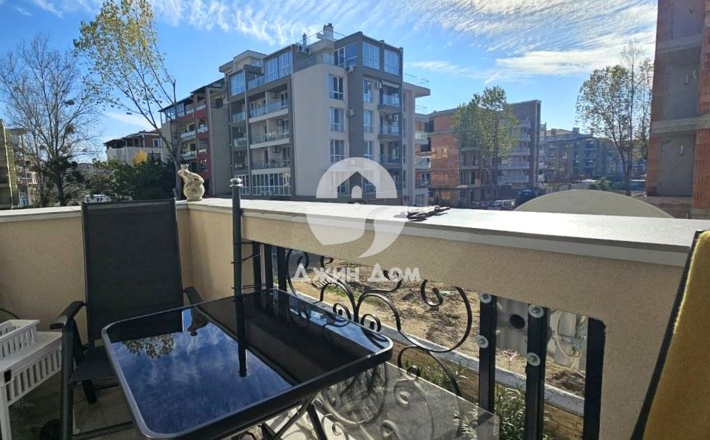 Просторен тристаен апартамент в к-с Магнолия Резиденс 6, Слънчев бряг - 0