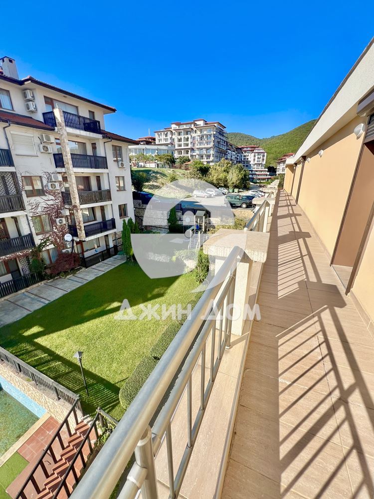 Тристаен апартамент с ГЛЕДКА МОРЕ в к-с Галатея Резорт, гр. Свети Влас - 0