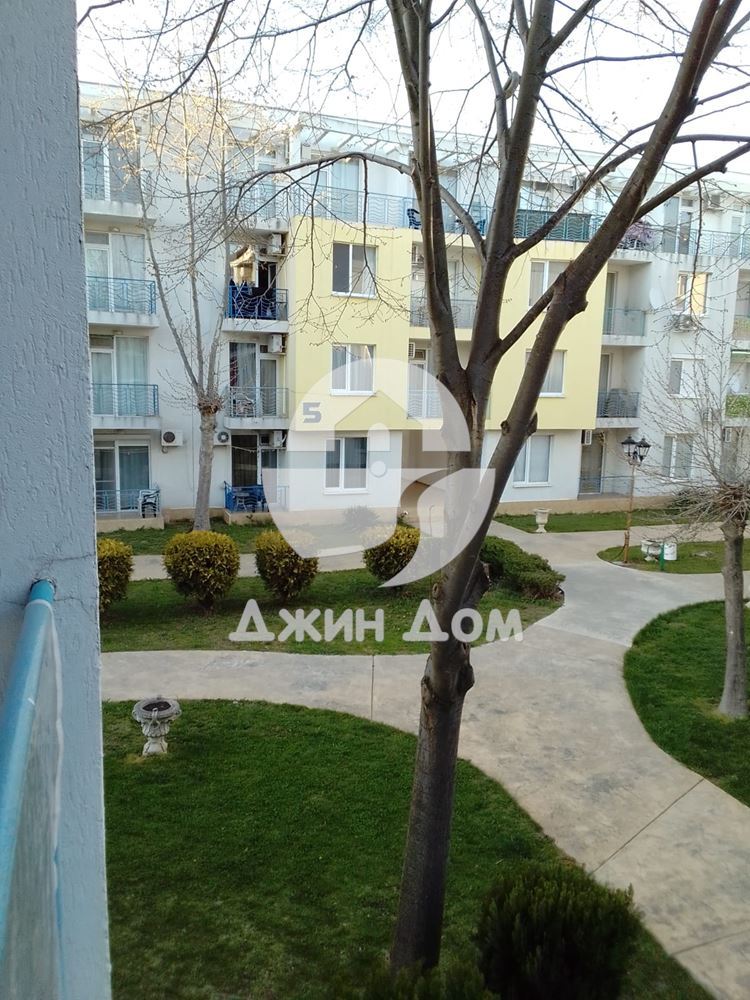 Просторен тристаен апартамент в к-с „Съни Дей 3“, к.к. Слънчев бряг - 0