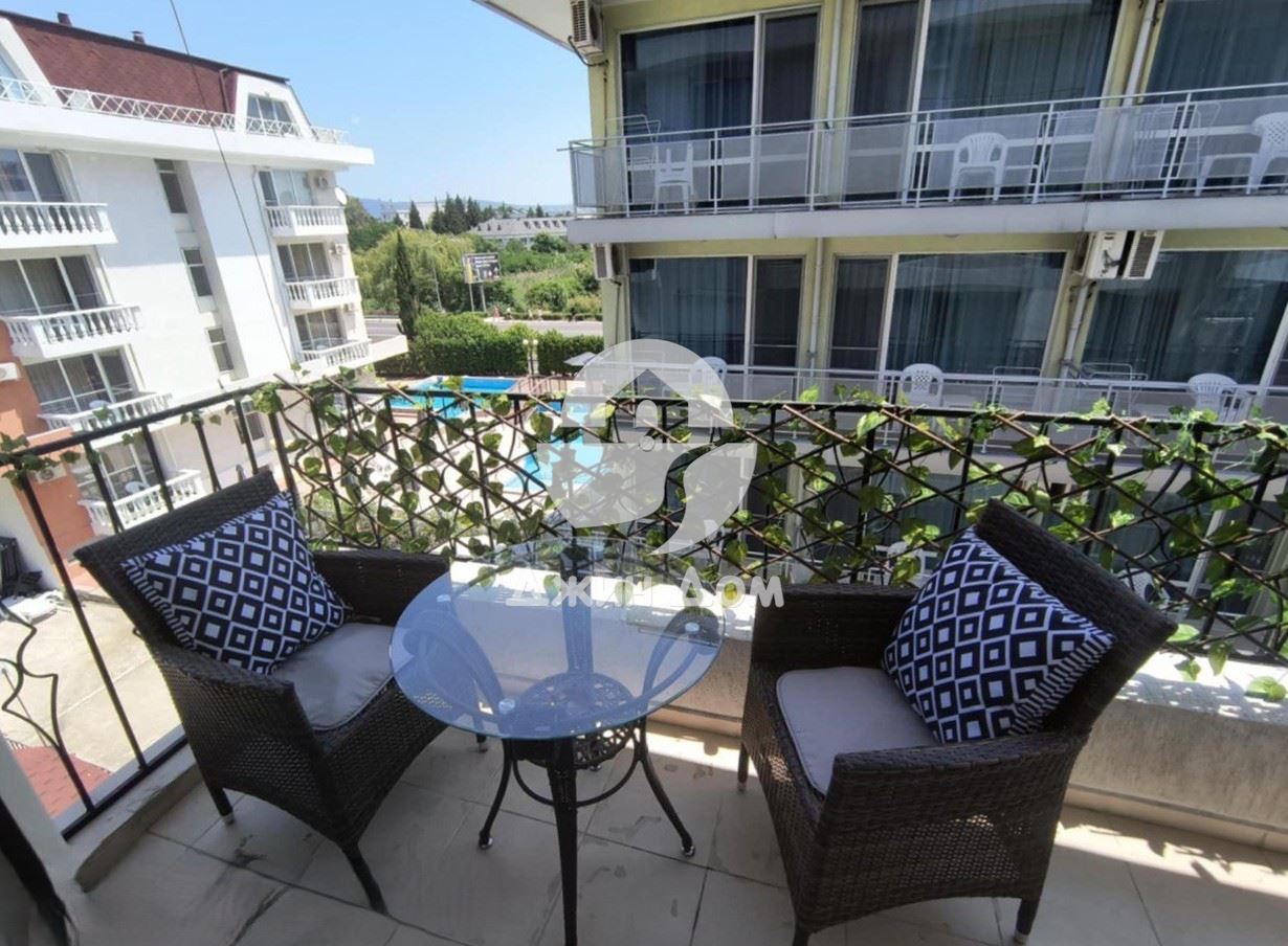 Двустаен апартамент с НИСКА ТАКСА в к-с „Азуро“, к.к. Слънчев Бряг - 0