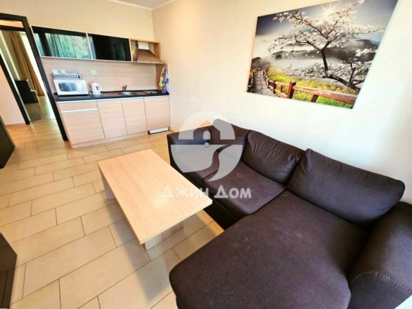 Просторен тристаен апартамент в к-с Хармони Сюитс 1, к.к. Слънчев Бряг - 0