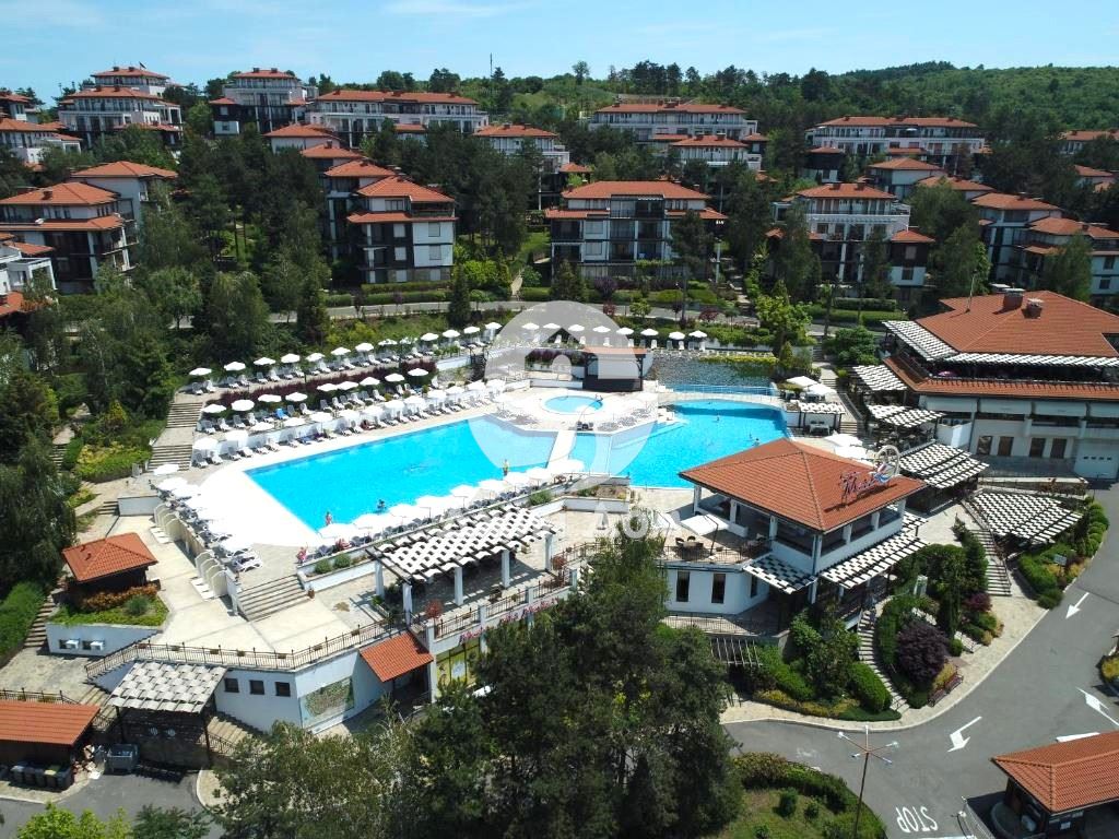 Просторен тристаен апартамент с ПАНОРАМА МОРЕ в Санта Марина, Созопол - 0