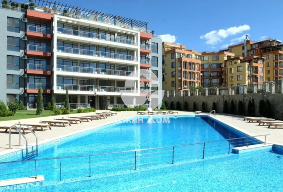 Двустаен апартамент с ГЛЕДКА МОРЕ в к-с „Сън Уейв“, гр. Свети Влас - 0