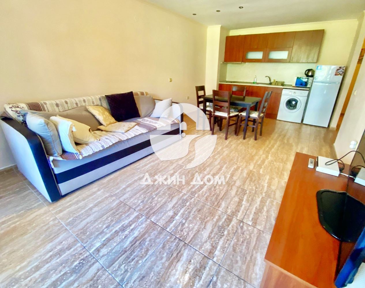 Двустаен апартамент на ПЪРВА ЛИНИЯ МОРЕ в к-с „Етъра 1“, гр. Св. Влас - 0