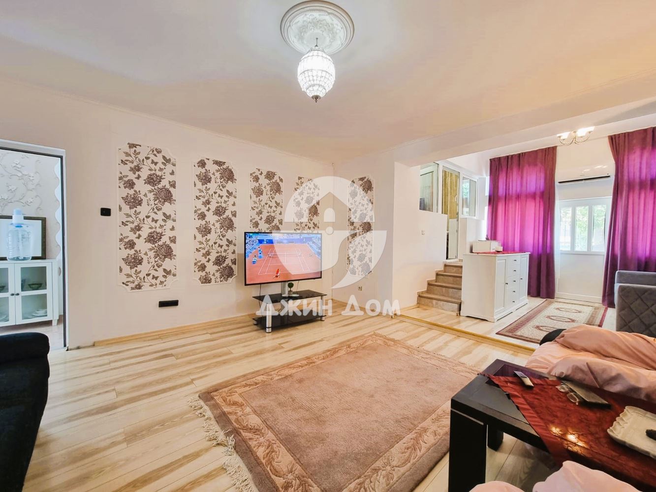 Обзаведена двуетажна къща в с. Просеник - 0