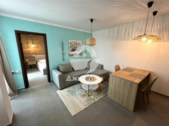 Двустаен апартамент с ГЛЕДКА МОРЕ в жилищна сграда, гр. Созопол - 0