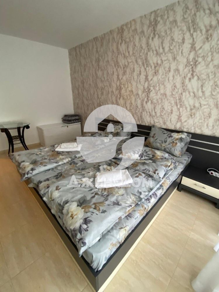 Двустаен апартамент с НИСКА ТАКСА в к-с „Азуро“, к.к. Слънчев Бряг - 0