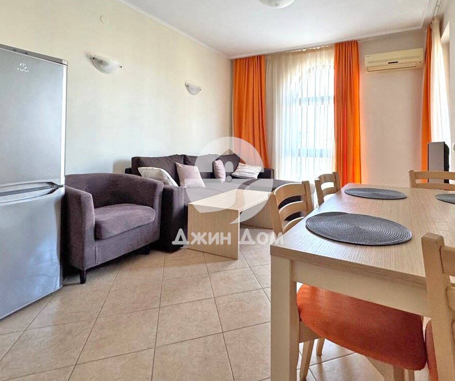 Двустаен обзаведен апартамент в к-с „Роял Сън“, к.к. Слънчев бряг - 0