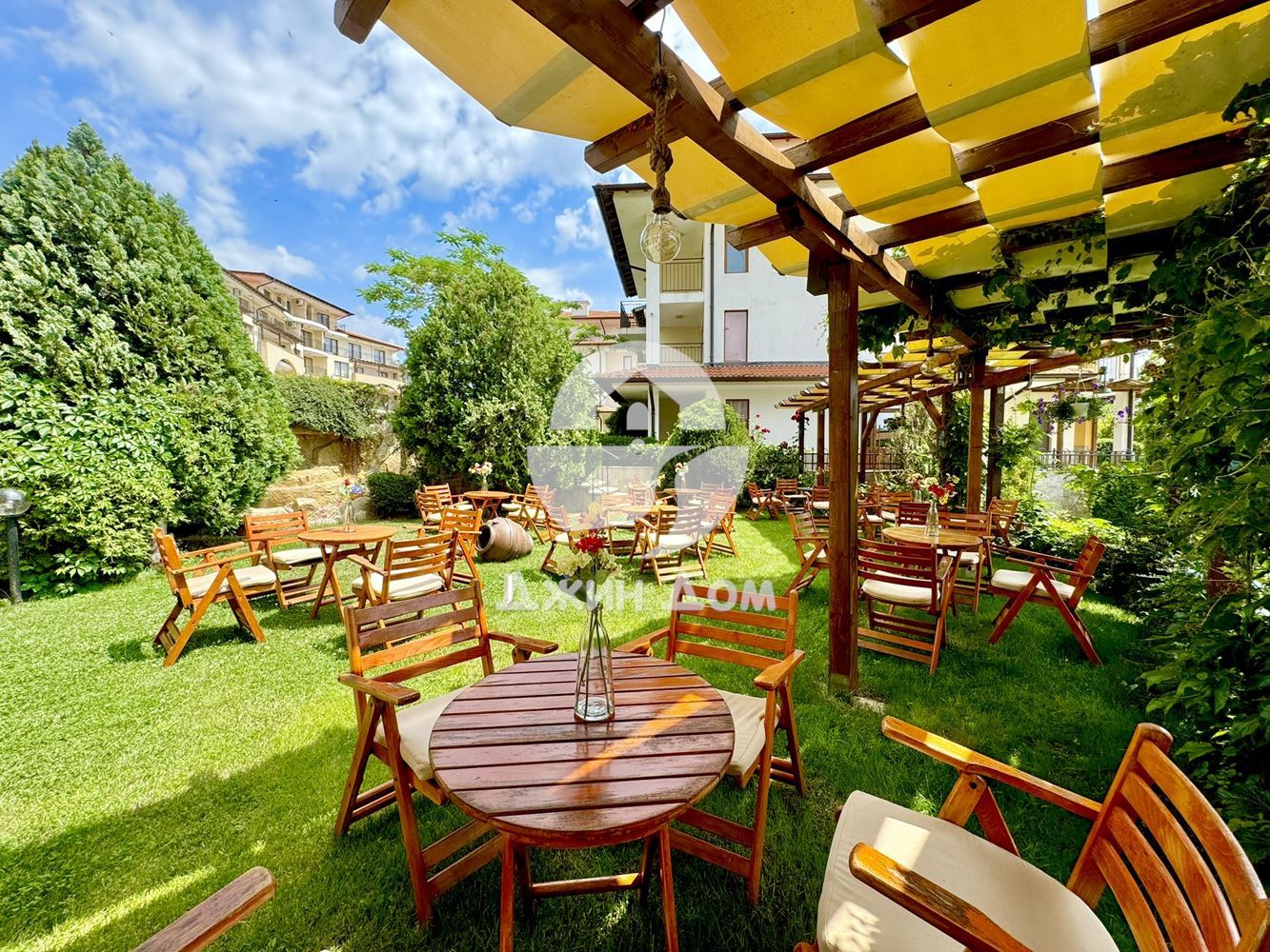 Едностаен апартамент в к-с „Арките“, с. Кошарица - 0