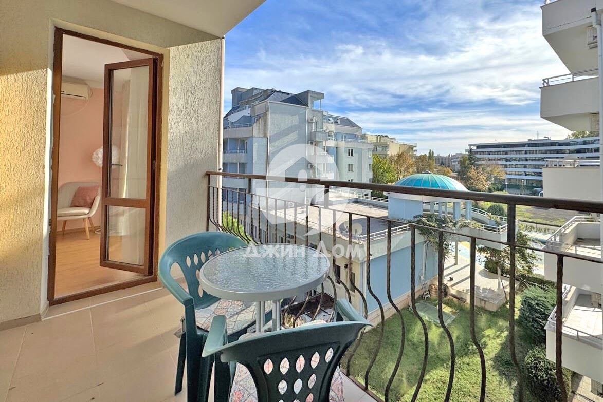 Стилен двустаен апартамент в к-с „Даймънд Бей“, к.к. Слънчев бряг - 0