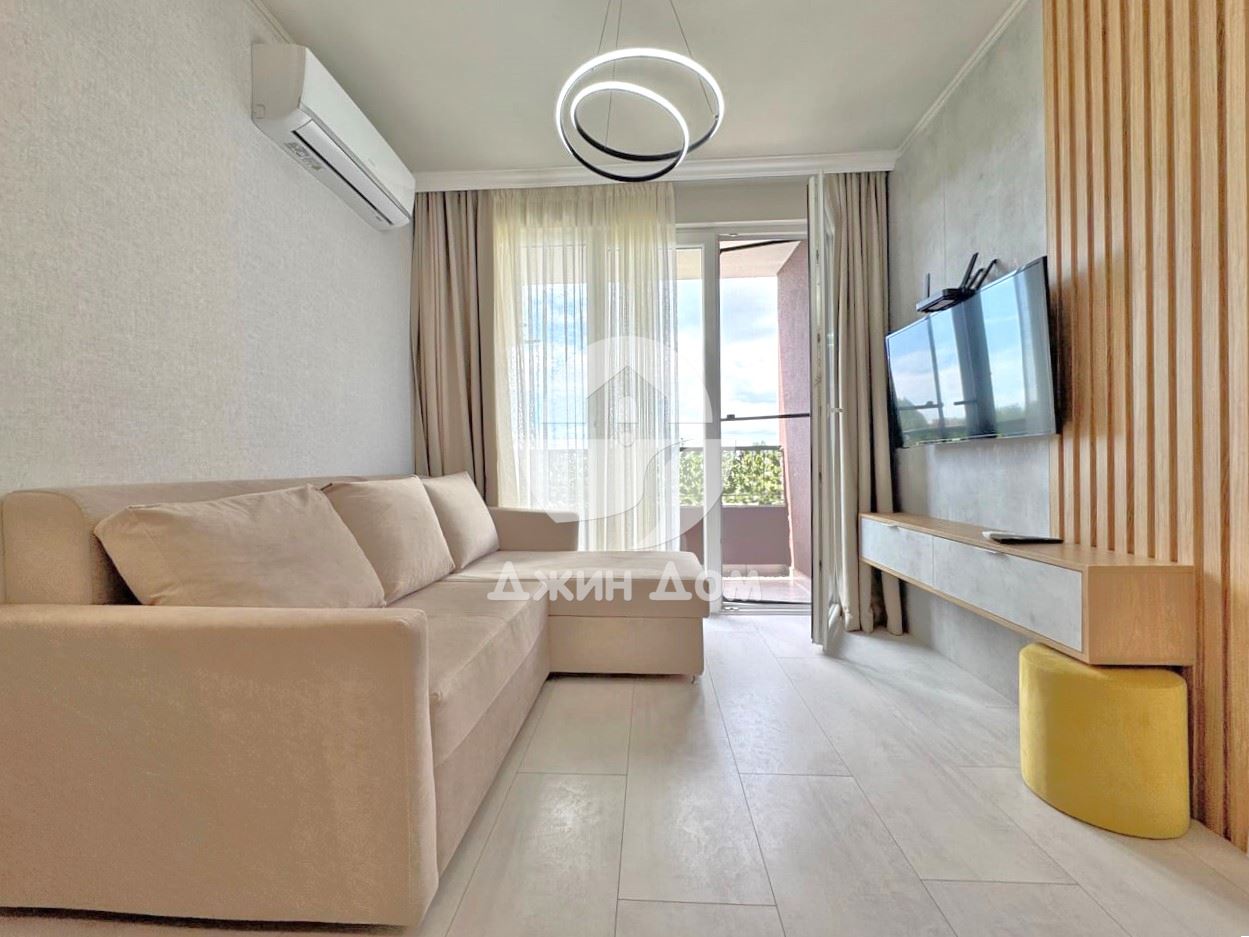 Стилен двустаен апартамент в к-с „Доменико“, к.к. Слънчев бряг - 0