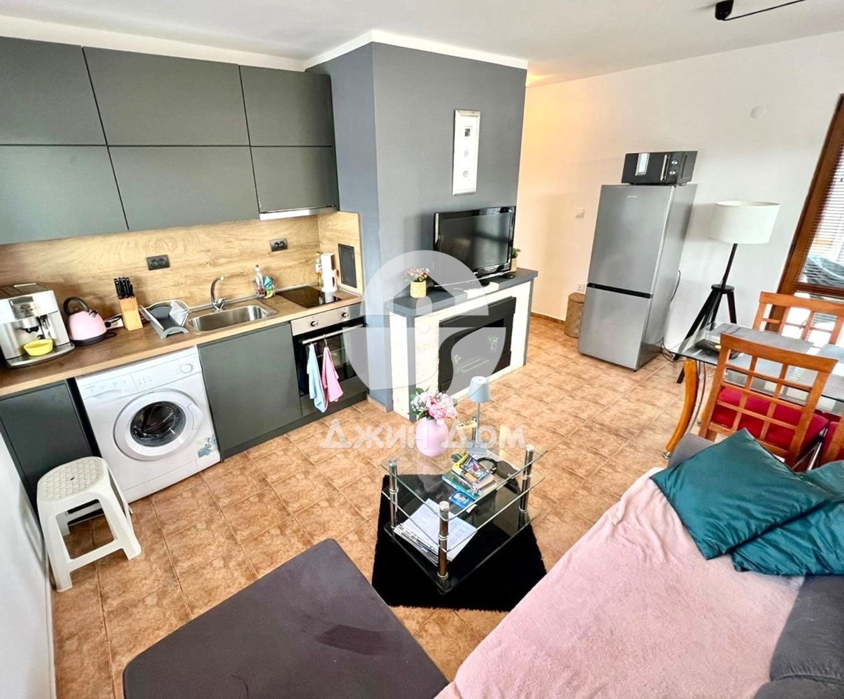 Тристаен апартамент с НИСКА ТАКСА в к-с „Виста дел Мар“, с. Равда - 0