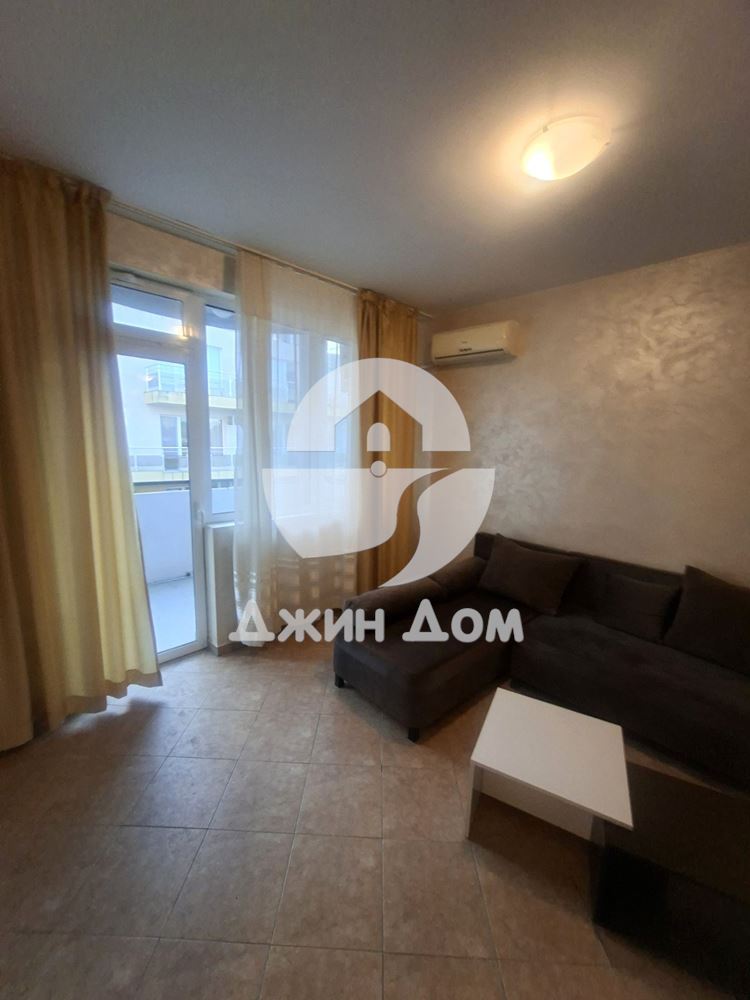 Двустаен апартамент в жилищна сграда БЕЗ ТАКСА, с. Равда - 0