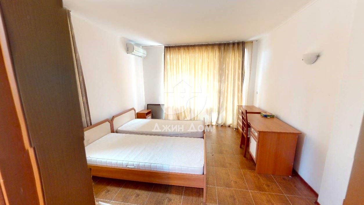 Два просторни обзаведени етажа от къща в Бей Вю Вилас, с. Кошарица - 0