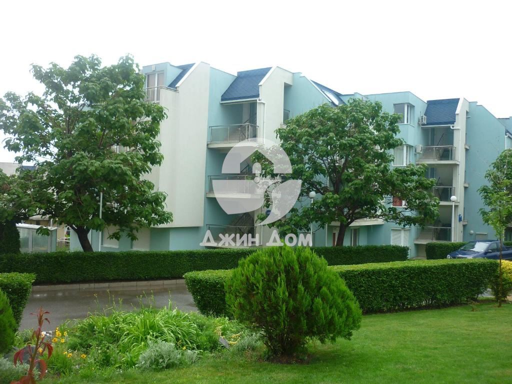 Двустаен апартамент в к-с Блу Скай, гр. Свети Влас - 0