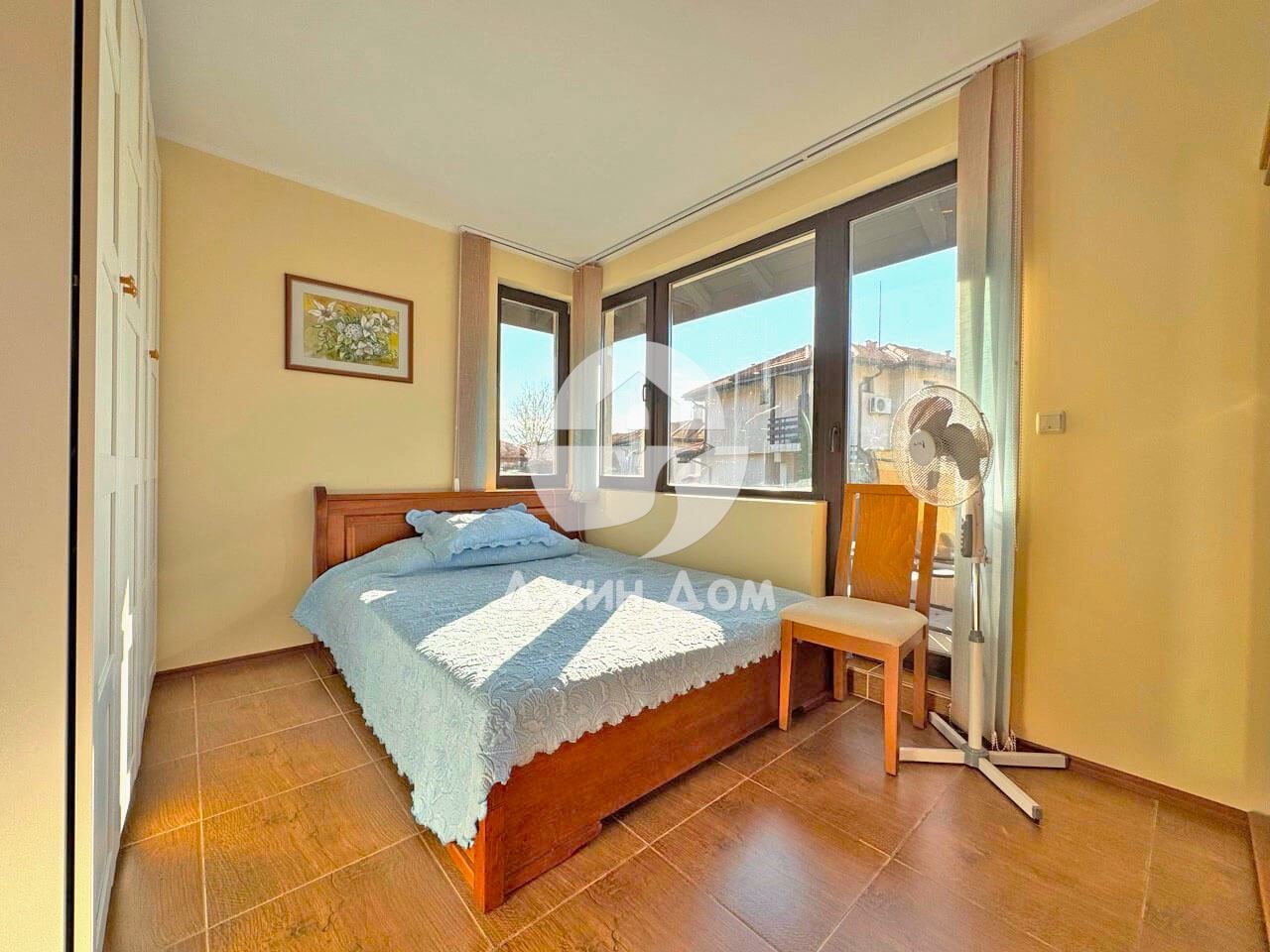 Просторен обзаведен тристаен апартамент в Бей Вю Вилас, с. Кошарица - 0