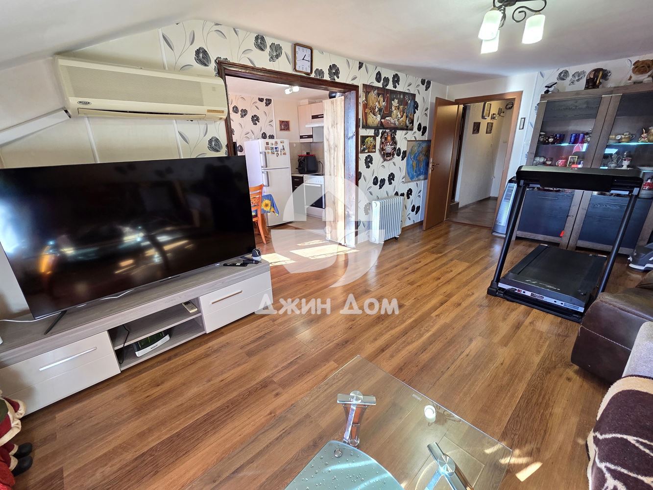 Четиристаен апартамент с ПАНОРАМА МОРЕ в жилищна сграда, гр.Свети Влас - 0