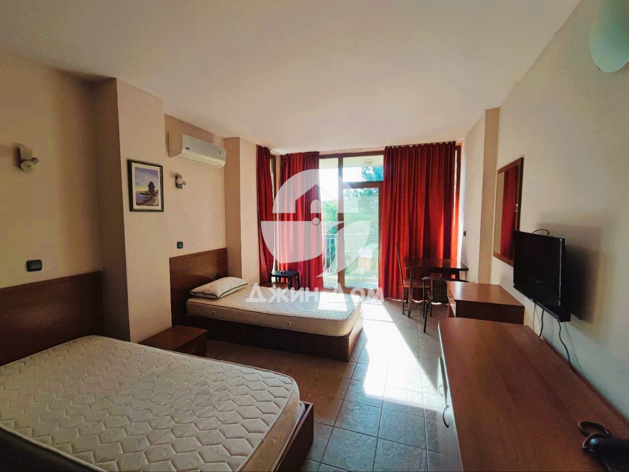 Етаж от хотел в к-с Черно море, к.к. Слънчев бряг - 0