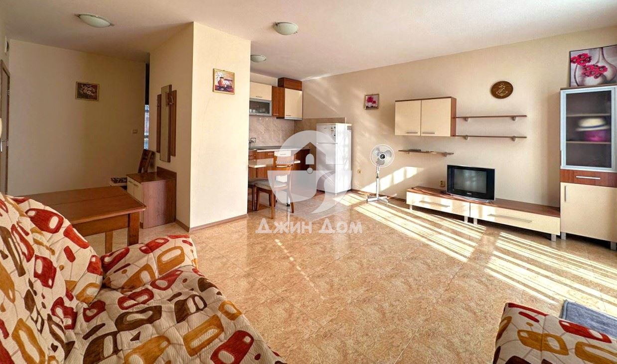 Просторен двустаен апартамент в к-с “Елит 4”, к.к. Слънчев бряг - 0