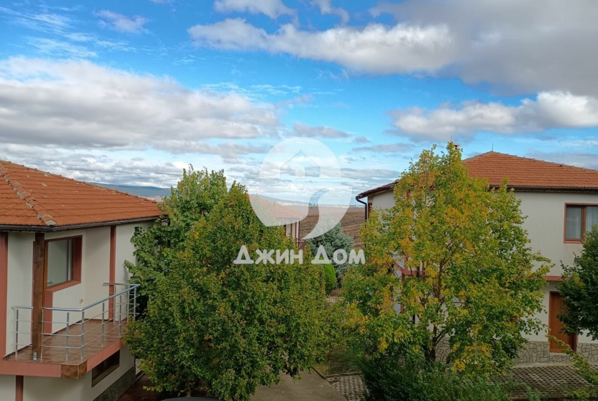 Двуетажна къща с двор в с. Александрово, общ. Поморие - 0