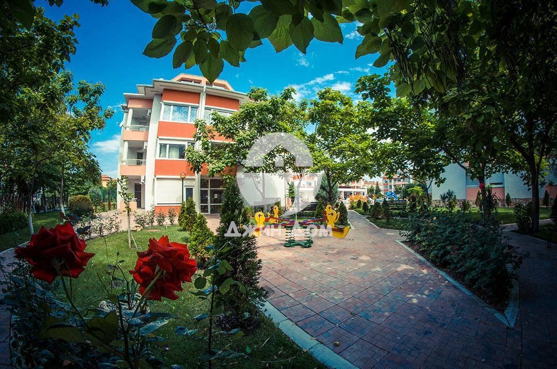 Двустаен апартамент в к-с „Съни Форт“, к.к. Слънчев бряг - 0