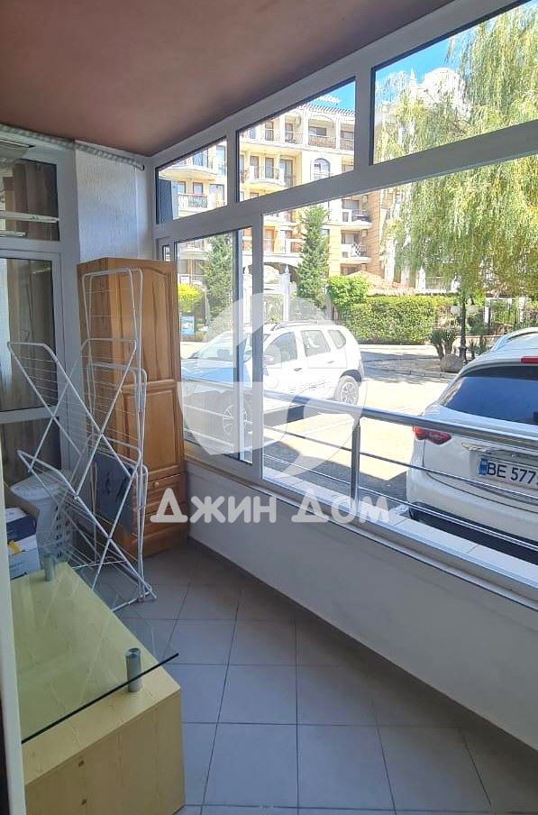 Тристаен апартамент с ПАРКОМЯСТО в к-с „Пироп Сити“, к.к. Слънчев бряг - 0