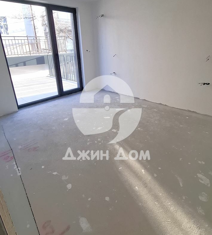 Просторен двустаен апартамент на ПЪРВА ЛИНИЯ МОРЕ в гр. Несебър - 0