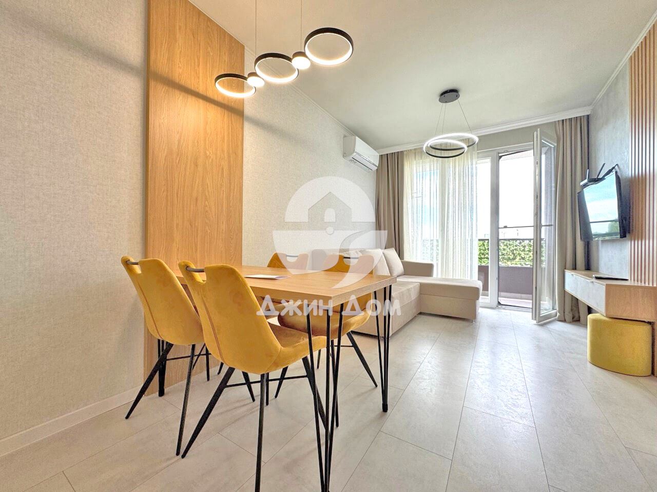 Стилен двустаен апартамент в к-с „Доменико“, к.к. Слънчев бряг - 0