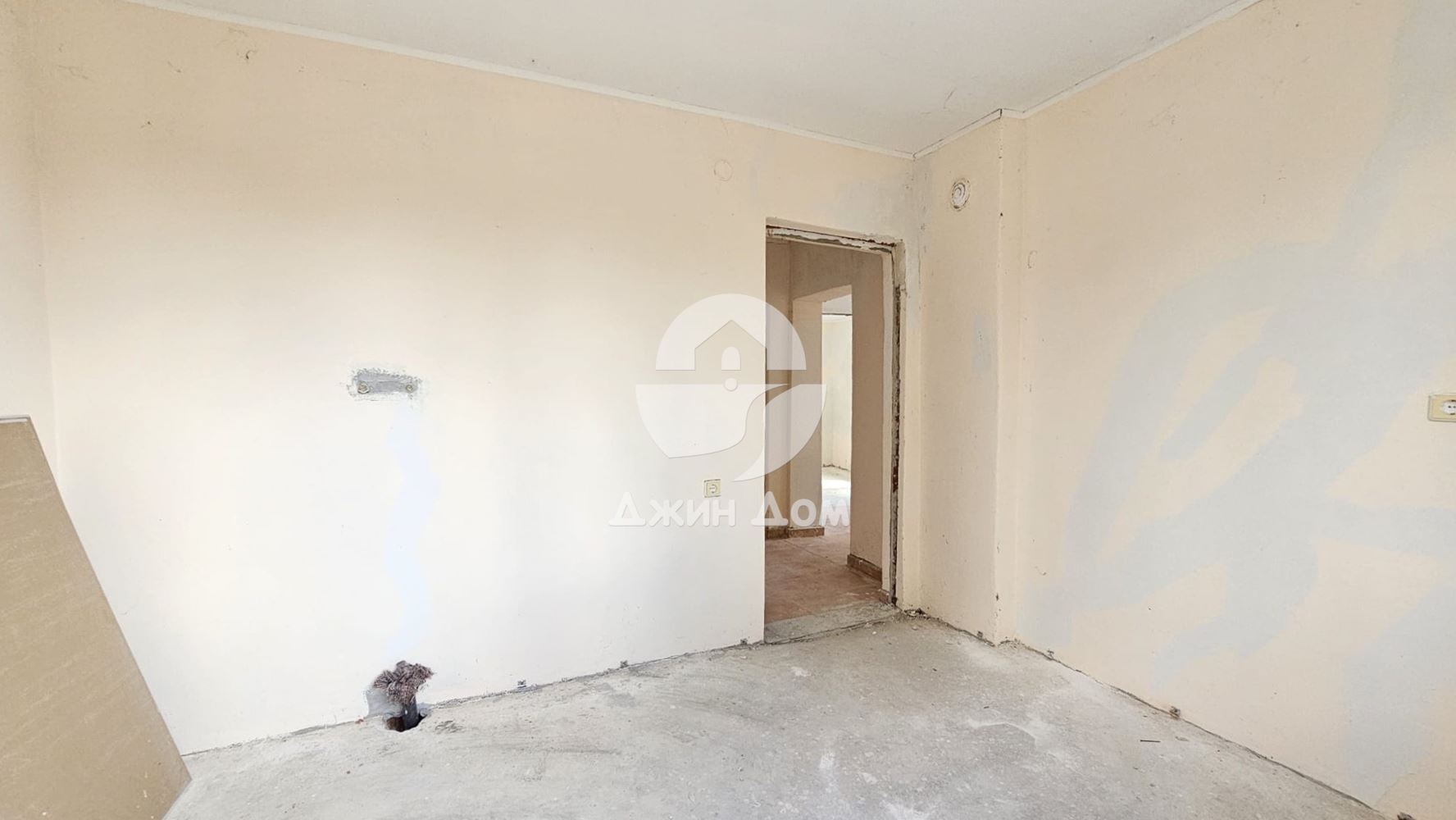 Едноетажна къща в с. Дюлево, обл. Бургас - 0