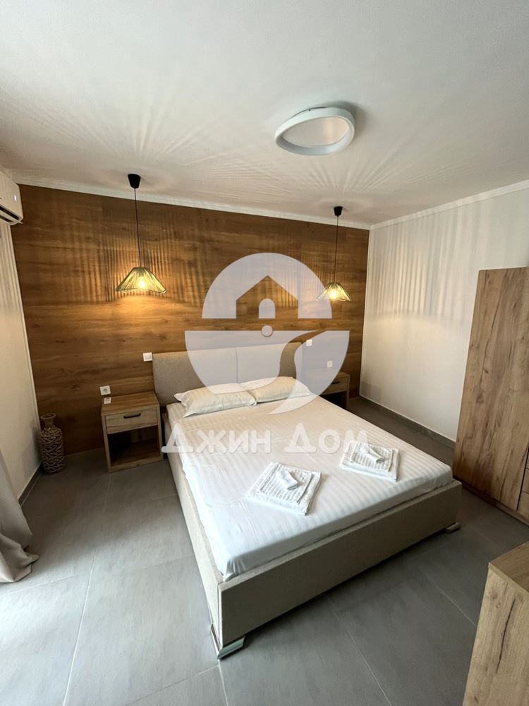 Двустаен апартамент с ГЛЕДКА МОРЕ в жилищна сграда, гр. Созопол - 0