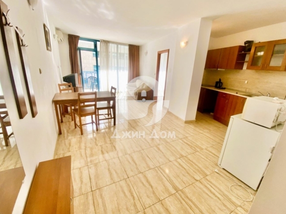 Просторен двустаен апартамент в к-с Колизеум, Слънчев бряг - 0