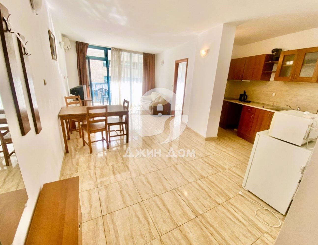 Просторен двустаен апартамент в к-с Колизеум, Слънчев бряг - 0