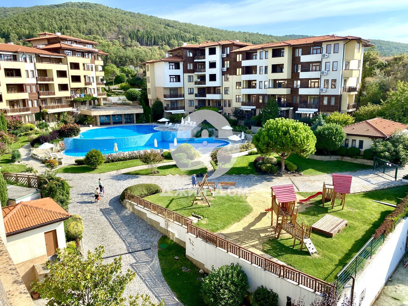 Двустаен апартамент в к-с „Райска градина“, гр. Свети Влас - 0