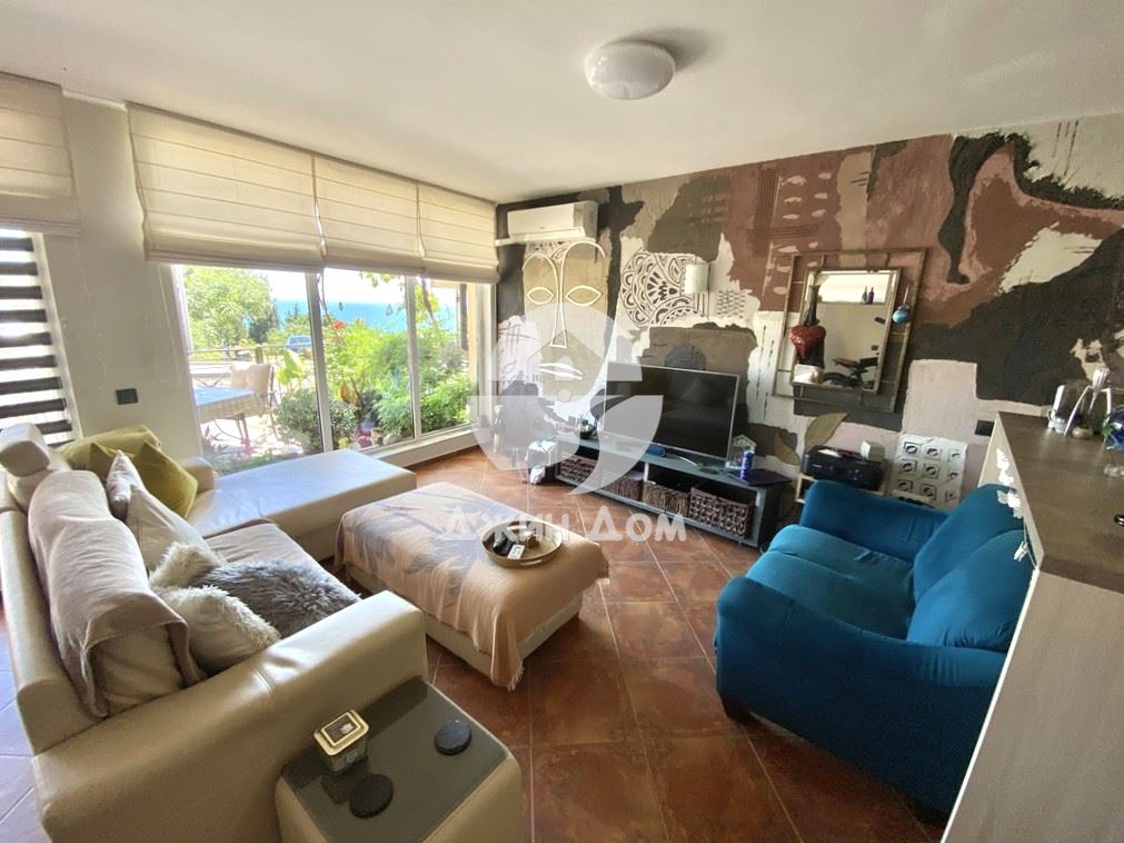 Четиристаен апартамент в жилищна сграда с ГЛЕДКА МОРЕ, гр. Свети Влас - 0