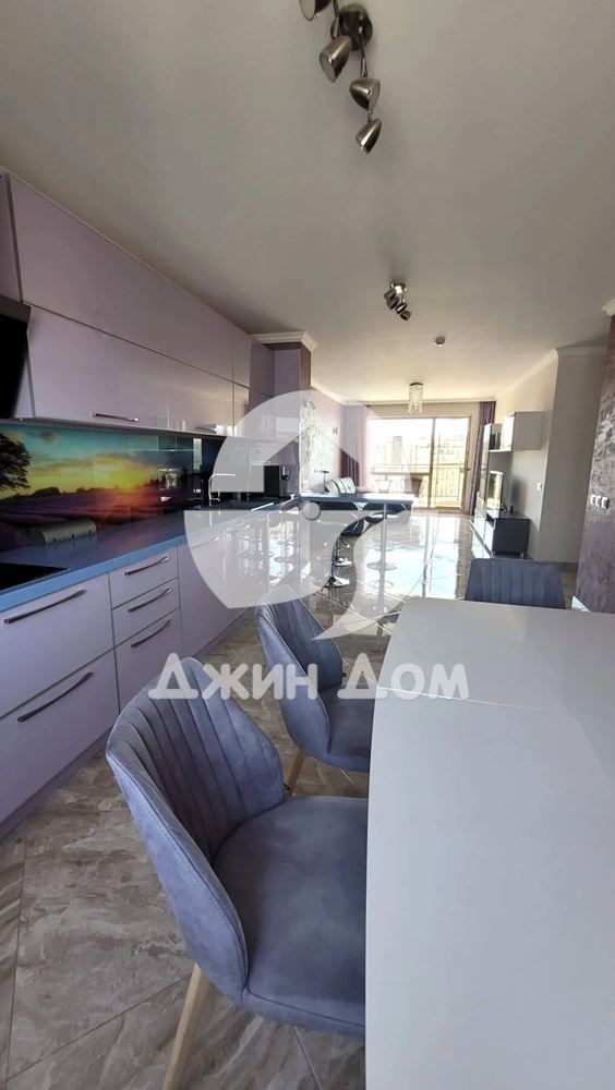 Тристаен апартамент с ГЛЕДКА МОРЕ в к-с „Вила Флоренция“, гр. Свети Влас - 0