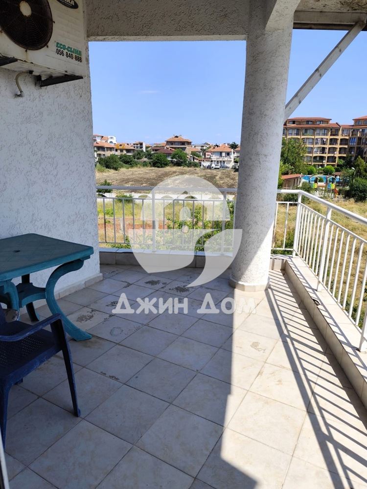 Тристаен апартамент в жилищна сграда с НИСКА ТАКСА, гр. Ахелой - 0